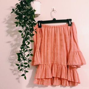 Off-The-Shoulder Top 🌷